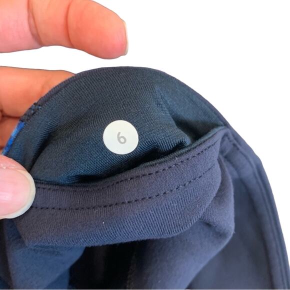 Lululemon Navy Blue Wunder Under Cropped Leggings - Picture 2 of 10